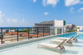 Beautiful Studio with kitchen Aircon Gym Pool Ocean View from the rooftop
